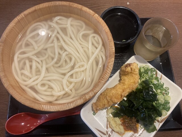 Marugame Seimen Abasu Higashi Senda Shoppingu Moru Ten photo 2