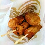 熱海まる天 ラスカ熱海店 - 温かいさつま揚げ