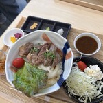 仁保のめぐみ食堂 饗 - 料理写真:特製タレのステーキ丼定食