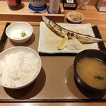 やよい軒 武蔵新城店 - Before