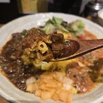 SPICY CURRY 魯珈 - 