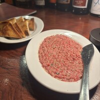 カルネジーオ イースト - 