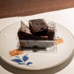 魚と煮込みとわら焼きと ととと - 