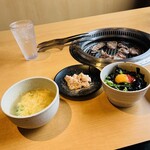 焼肉きんぐ - 料理写真:韓国のり玉ごはんがいっちゃん美味しかった