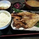 浅草食通街のひもの屋 - きんきの開き定食