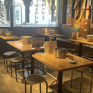 和の趣があり、どこか懐かしい空間で大切な方とのお食事を。