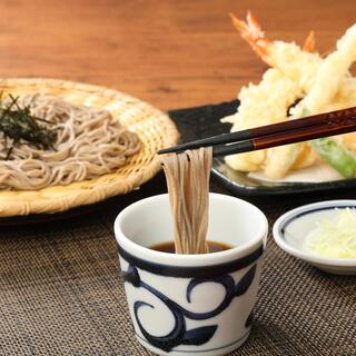 店内製麺の信州そばと自家製出汁◆生わさびと共に味わう一杯