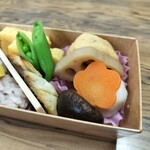 おにぎりの桃太郎 - 