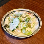 NEPALICO - サービスのサラダ