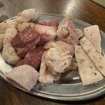 ホルモンハジメ - せんベロセットのホルモン4種