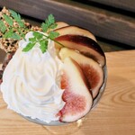 TERAKADO COFFEE - 【2025.09】いちじくのパフェ(税込1,800円)