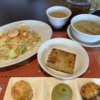 DimDimSum 大阪本店 - 