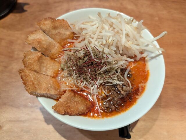 赤い鯨 四川担々麺 赤い鯨 赤坂店 (@akai__kujira) / X