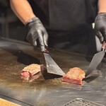 大阪鉄板焼き 神戸牛ステーキ Zin - 