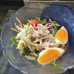 俺ンチノフレンチ 欧風ビストロ 三代目 春夏秋冬 - サラダ