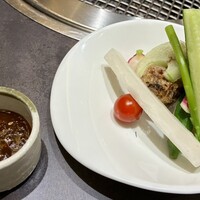 飛騨牛一頭家 馬喰一代 長良本家 - 