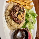 ラ・オハナ - 料理写真:・ランチステーキピラフ@2,079