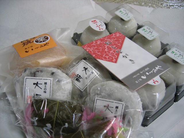 菓子処いづみや - 本宮（和菓子）の写真