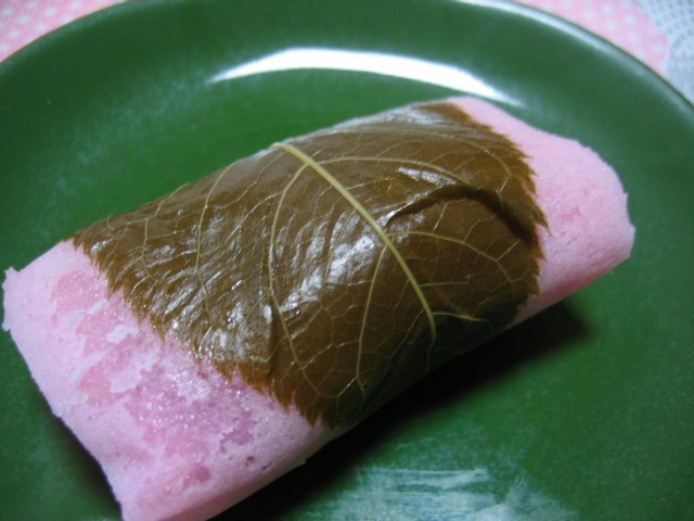 菓子処いづみや - 本宮（和菓子）の写真