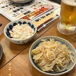 昭和酒場 焼き鳥 新宿萬太郎 - 