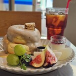 レインボーパンケーキ - 