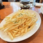 TWELVE GARDENS BAR&GRILL - 