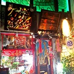 野菜居酒屋　玄氣 - ド派手なファサード