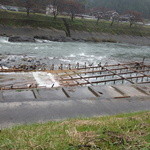 杉ケ瀬ヤナ - ヤナは１０月末で解体されます