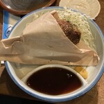 牡蠣と燻屋かつを - メンチカツ