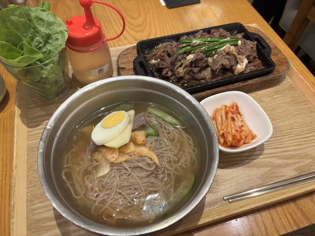 Saika Bo Yurakucho Itoshia Ten