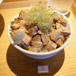 Ramen Rouge - 肉ごはん