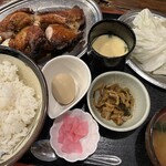 ももどり駅前食堂 - ももどり定食です。（2025年10月）