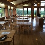 くるるの杜 農村レストラン - 【2014年07月】営業5分前、店内は落ち着いた雰囲気でイイっす。