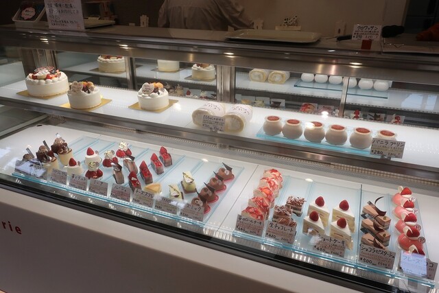 パティスリードゥー（Patisserie Deux） - 大曲（ケーキ）の写真