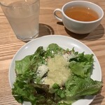 OCEANCLUB BONDIS 新百合ヶ丘店 - ランチサラダ、スープ、ドリンク