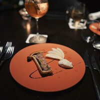 DINING & BAR TABLE 9 TOKYO - 