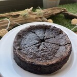 隠れ家キッチン 木漏れ日 - ハーフコースデザート　2つの食感ガトーショコラ