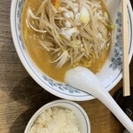 味噌らーめんと中華　てつまる - 料理写真: