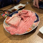 焼肉 Bovin d’Or - ミスジ、ロース、赤身の3種盛り合わせ