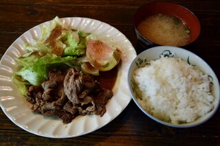 오시다테 사보우 - 牛の生姜焼き