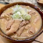 白根家 - 料理写真:モツ煮¥780