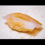 鮨 龍次郎 - ・鱚 ~昆布締め~