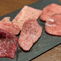 Yakiniku BarBies - 