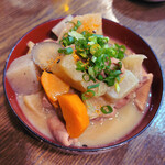 『もつ煮』660円