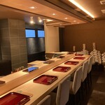 鮨けんすけ - メインカウンター8席