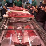 鮨けんすけ - 豊洲市場【樋長】の天然生本マグロを扱っております。