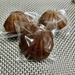 菓子屋 シノノメ - 烏龍茶マドレーヌ