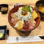小田原漁港 さじるし食堂 - 
