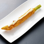 串揚げ 勝 - アスパラ肉巻き