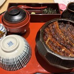 あつた蓬莱軒 - おひつオーブン！